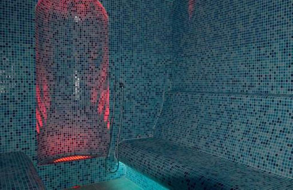 Popasul Romanilor Hotel Zalau Ngoại thất bức ảnh