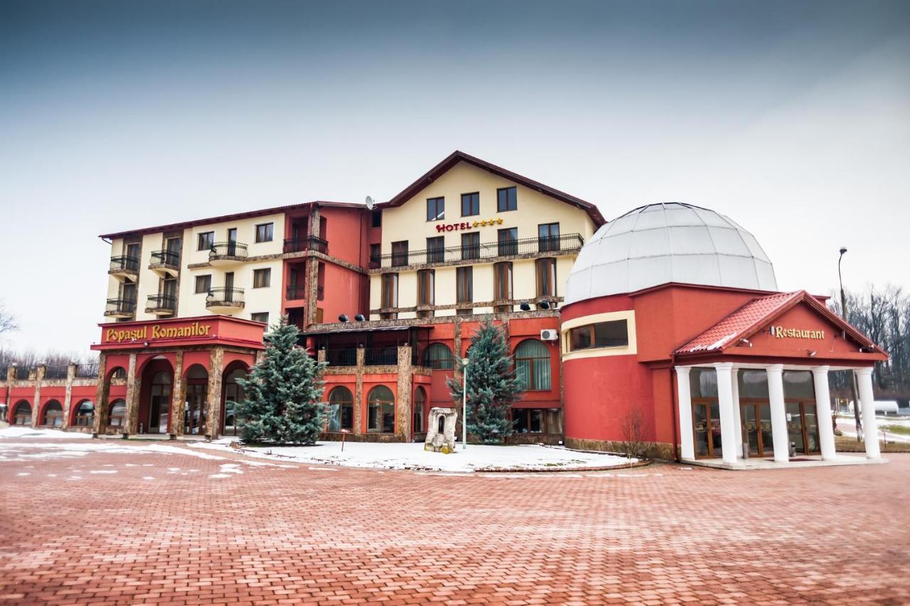 Popasul Romanilor Hotel Zalau Ngoại thất bức ảnh