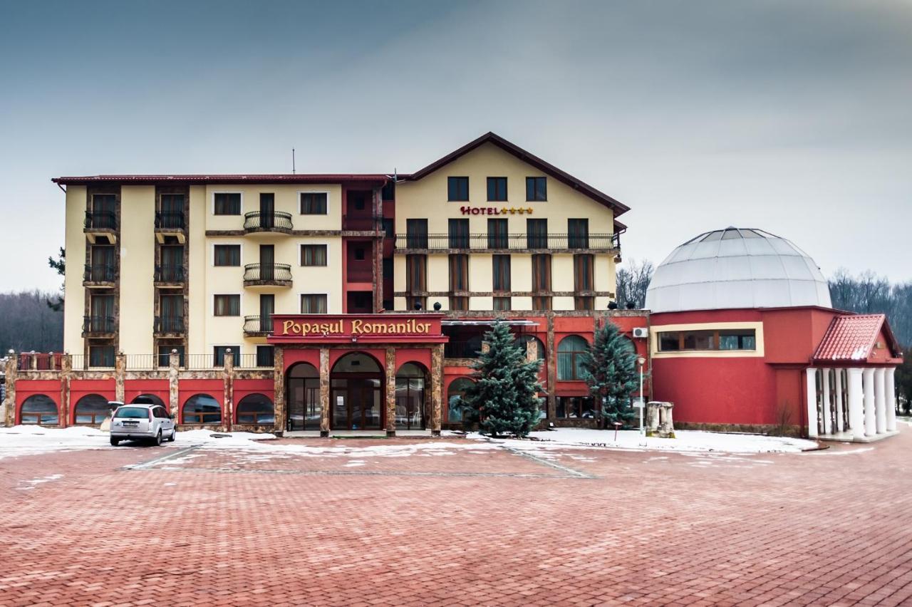 Popasul Romanilor Hotel Zalau Ngoại thất bức ảnh